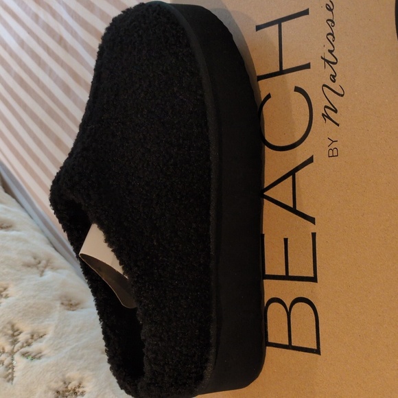Beach by Maltisse Slipper inspired platform mule . Size 9 - Picture 2 of 11